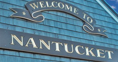Welcome to Nantucket sign
